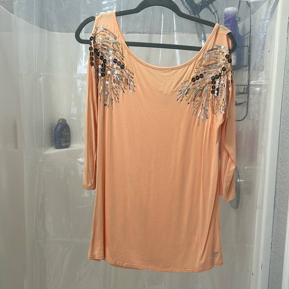 Buckle BKE Boutique Tangerine Sequin Going Out Top